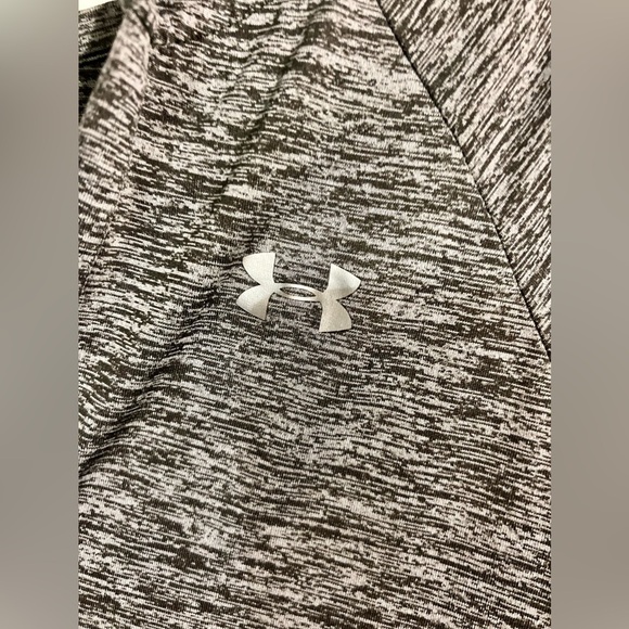 Under Armour UA Performance Hoodie Olive Women’s Large - Picture 4 of 11